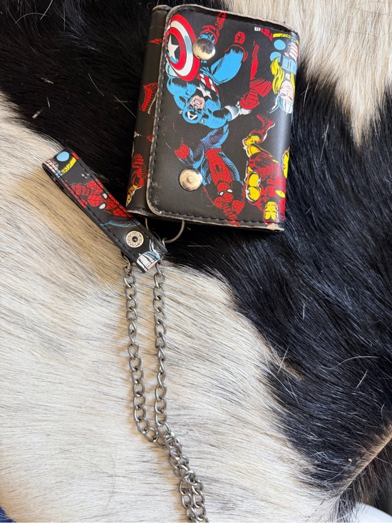 Marvel Handbags - Marvel Avengers Spider-Man Captain America Thor Iron Man Chain Wallet